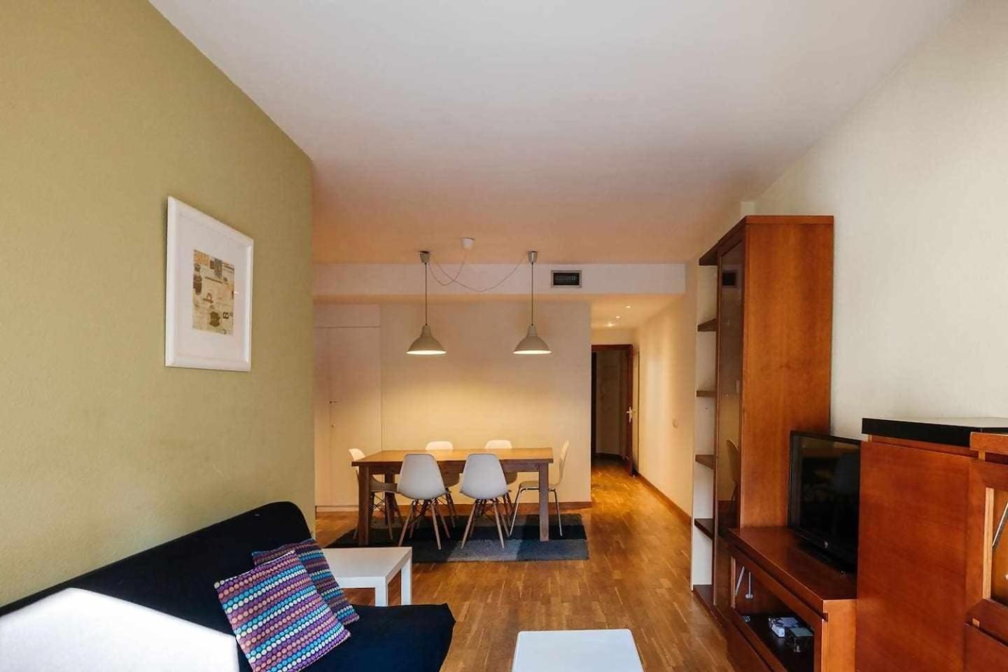 Comfortable 4 Rooms 2Bath W Balcony บาร์เซโลนา ภายนอก รูปภาพ