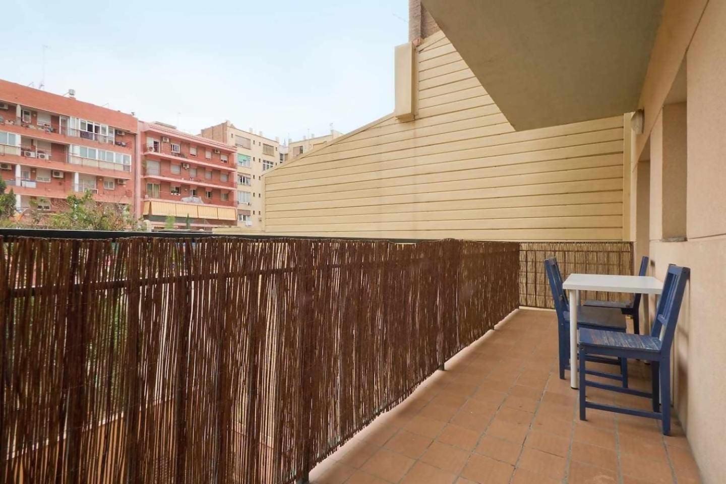 Comfortable 4 Rooms 2Bath W Balcony บาร์เซโลนา ภายนอก รูปภาพ