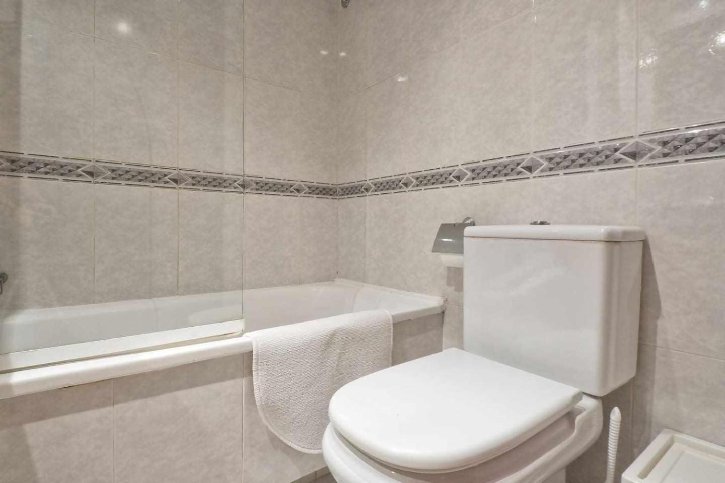 Comfortable 4 Rooms 2Bath W Balcony บาร์เซโลนา ภายนอก รูปภาพ